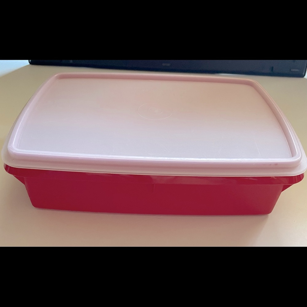Vintage 1970's Red Tupperware Stow 'N Go/Looks Brand New!!